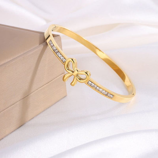 Bow Zircon Handcuff Bangle