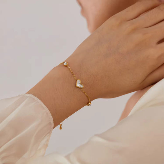 Pearl Heart & Crystal Bracelet