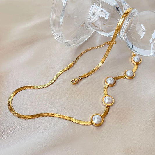 Pearl Herringbone Necklace