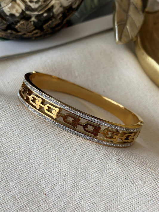 Anne Vintage Handcuff Bangle