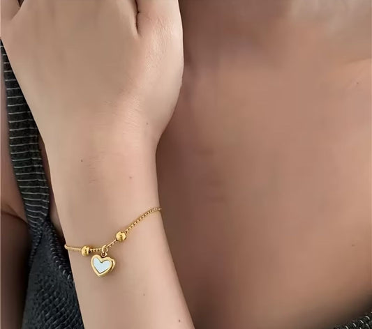 Pearl Heart Charm Bracelet